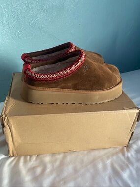 UGG Chestnut Suede Clog Slippers with Red Trim